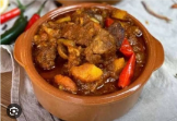 Meat with onion's tajan