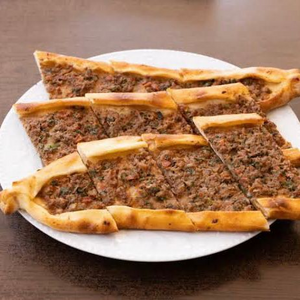 Meat pide