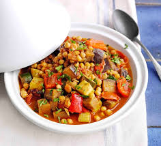 Lamp Ribs wuth Vegetables tagine