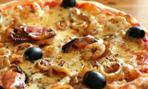 Fruity De Mer Pizza