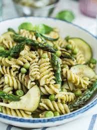 FUSILLI PASTA PESTO SAUCE