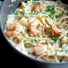 Spaghetti seafood with white sauce