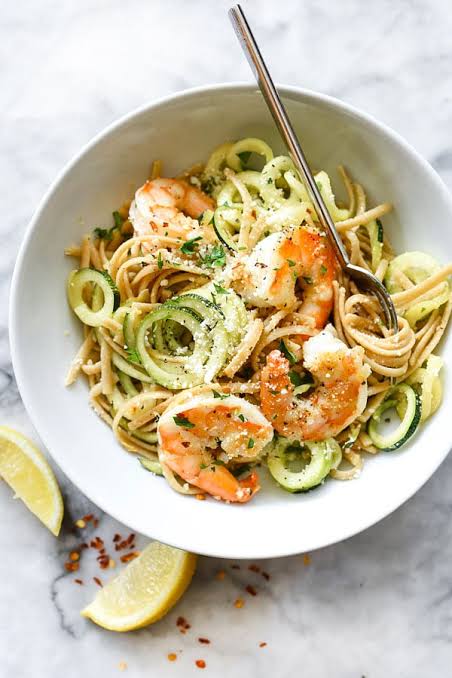 Shrimp and Zucchini Pasta