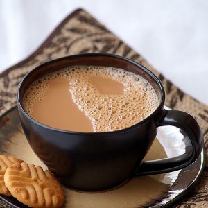 Aakhari Me Chai