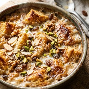 Десерт Умм Али с орехами