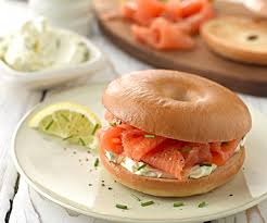 Bagel with Cream Cheese & Smoked salmon